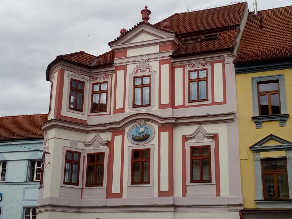 Manhattan Penzion Pisek  Exterior photo